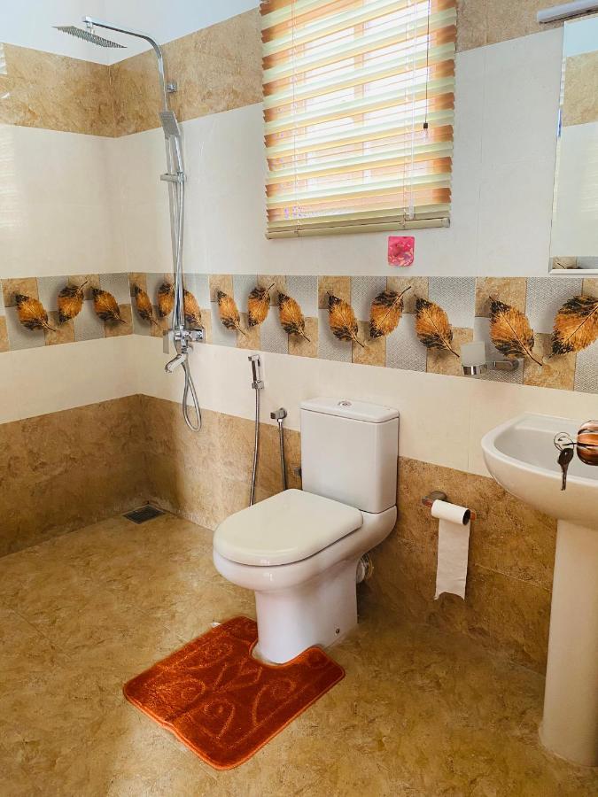 The Kingslayer Resort 尼甘布 外观 照片