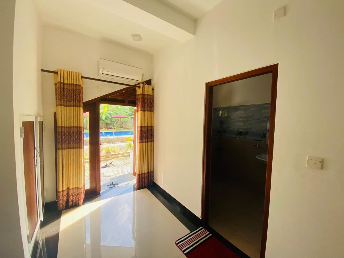 The Kingslayer Resort 尼甘布 外观 照片