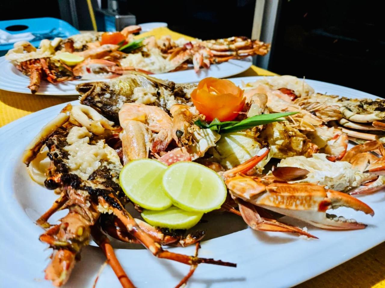 The Kingslayer Resort 尼甘布 外观 照片
